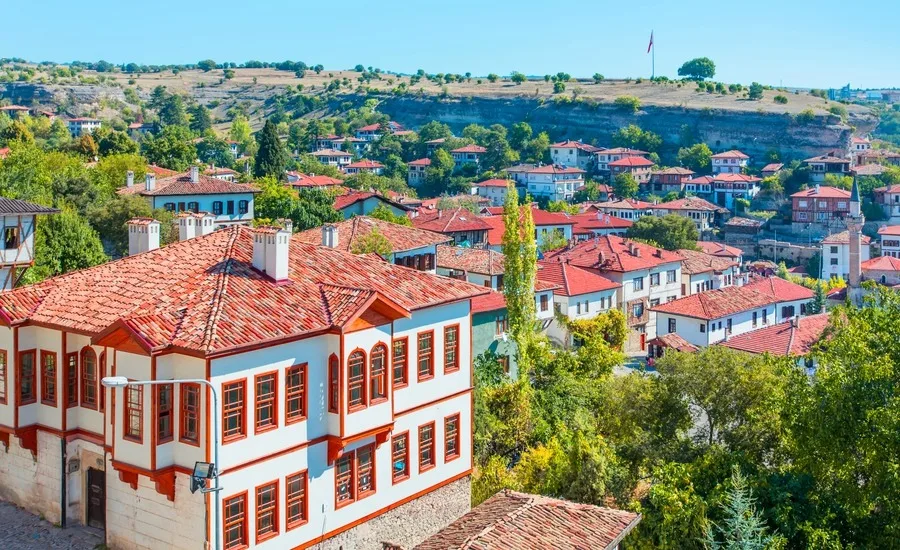 Typical Ottoman houses are some of the most historic types of Turkish houses.