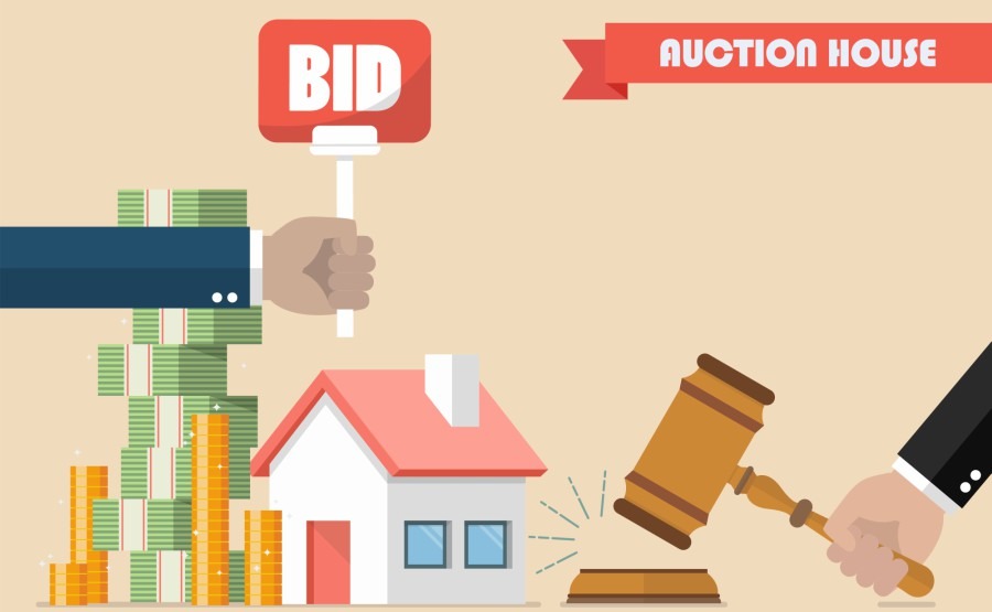 How to buy at a British auction