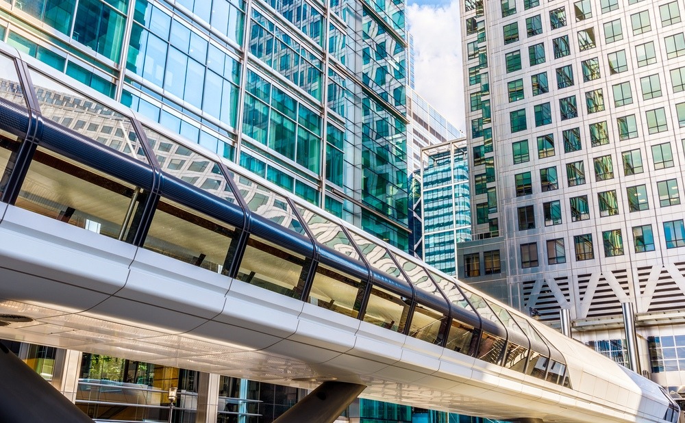 Canary Wharf pedestrian bridge to Crossrail Place in London