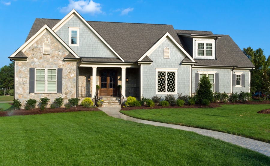 The California rambler or ranch style is popular throughout the Sun Belt.