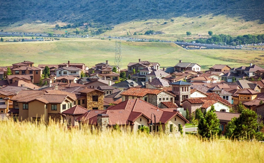 denver-metro-residential-area-colorado-architecture